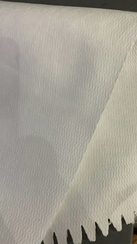 Mesin Kecepatan Tinggi Melt Blown Cloth, Non Woven Making Machine Low Noise putih dan biru dengan lubang 2400 spinneret